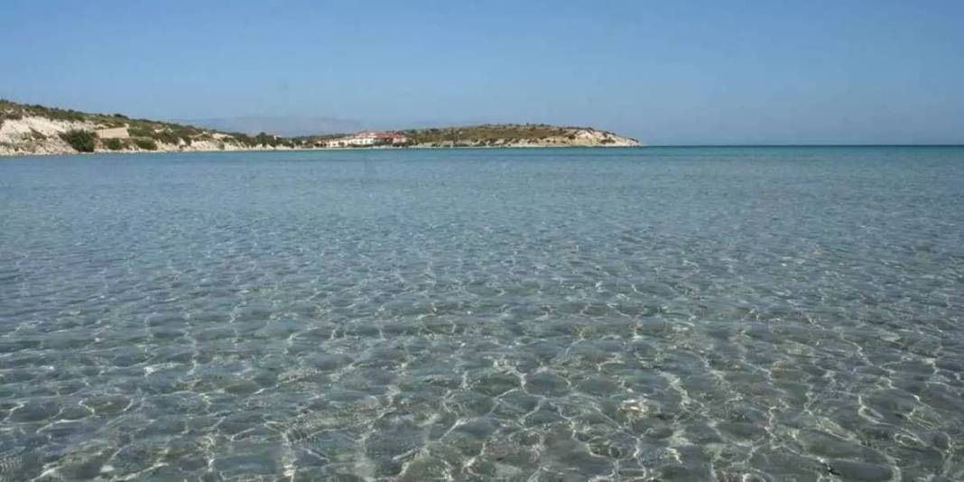 Ege’nin saklı mücevheri! İzmir’e 1 saatlik uzaklıkta: İnce kumlu, bakir mavi bir koy… 6